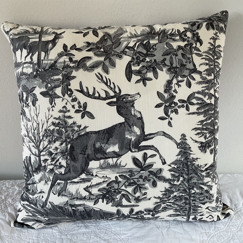 Pottery Barn Black Alpine Toile Stag Deer Reversible Plaid Pillow Cover Winter